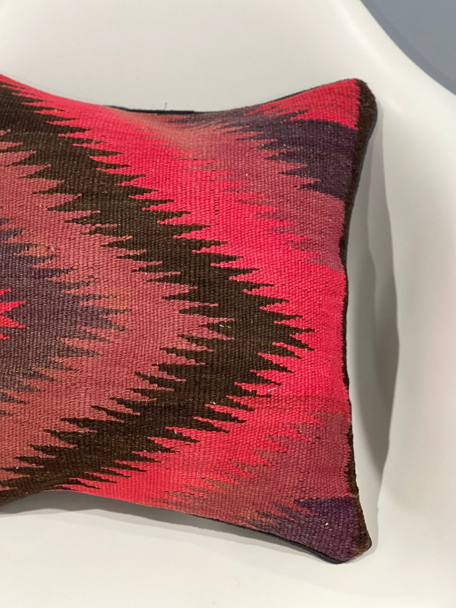 Traditional Cushion Cover 40cm X 40cm AF#652