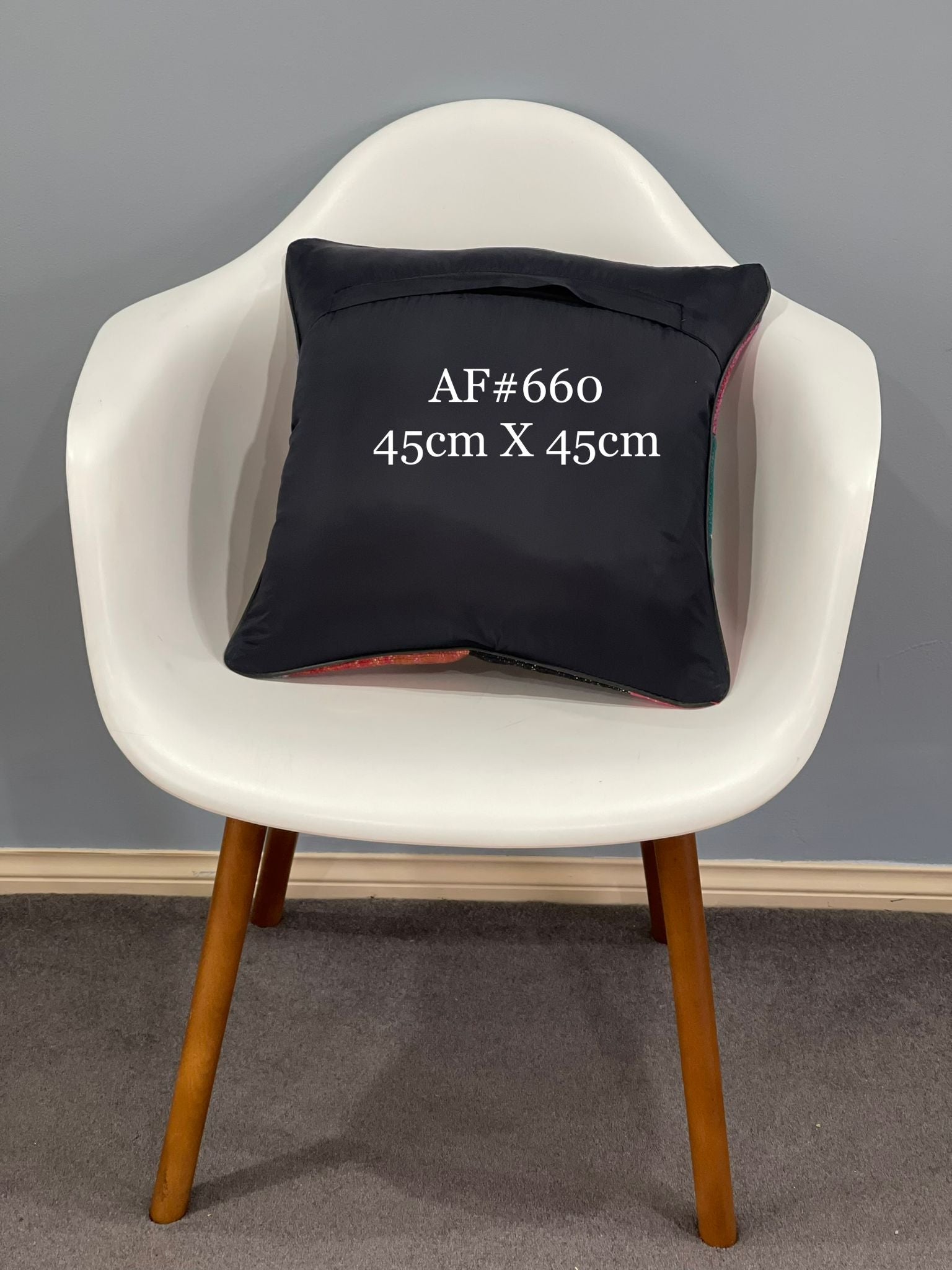 Traditional Cushion Cover 45cm X 45cm AF#660
