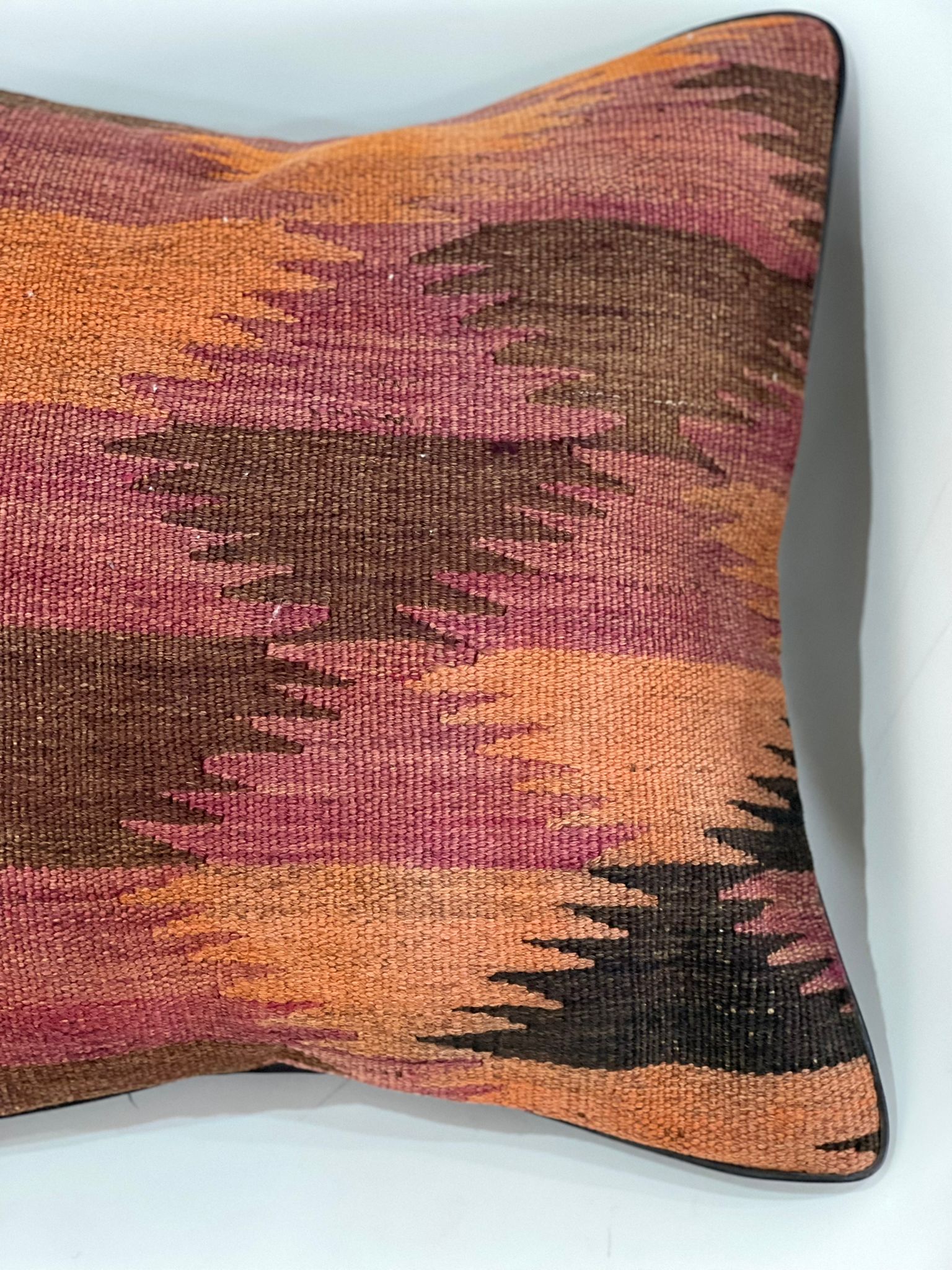 Traditional Cushion Cover 45cm X 45cm AF#662
