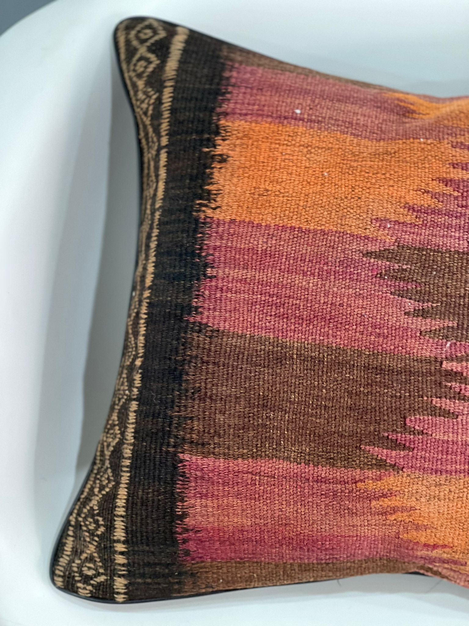 Traditional Cushion Cover 45cm X 45cm AF#662