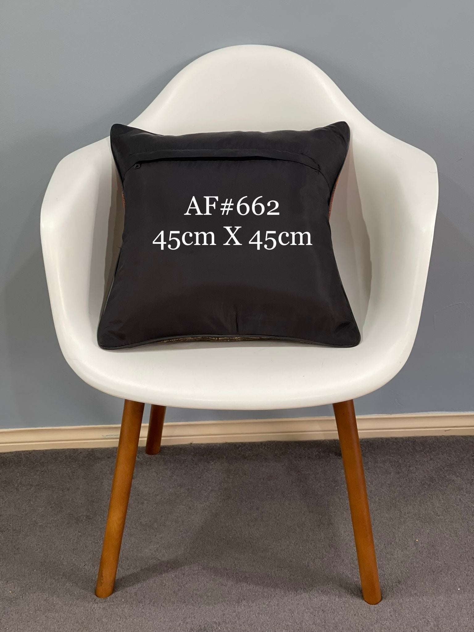 Traditional Cushion Cover 45cm X 45cm AF#662