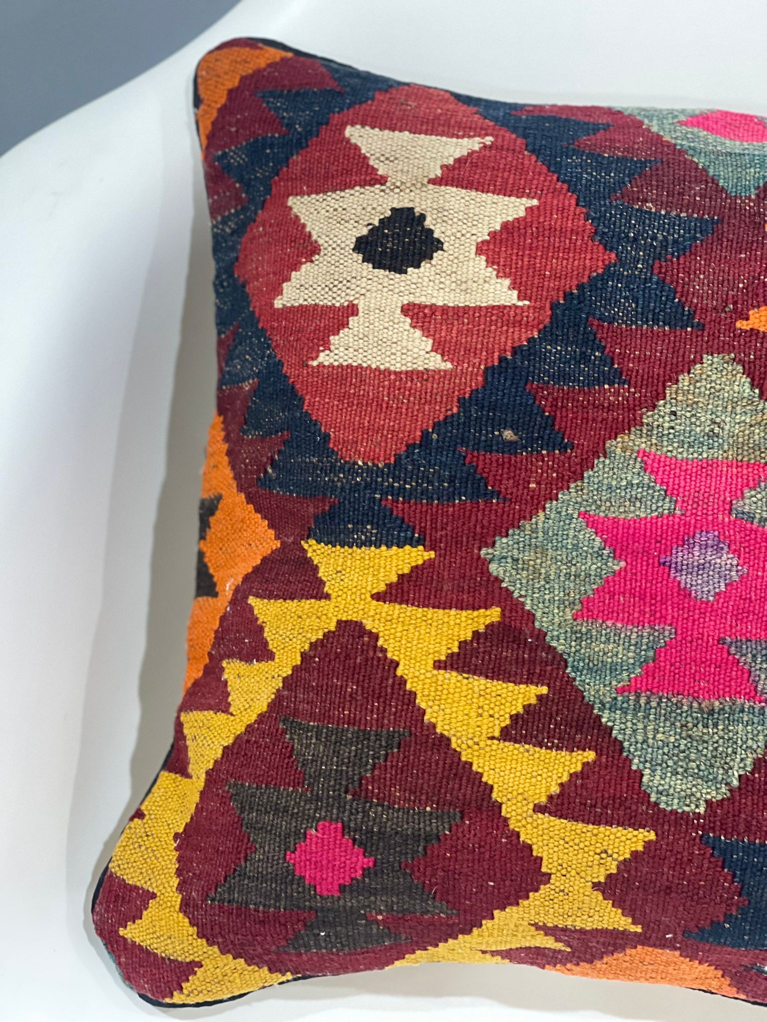 Traditional Cushion Cover 45cm X 45cm AF#667