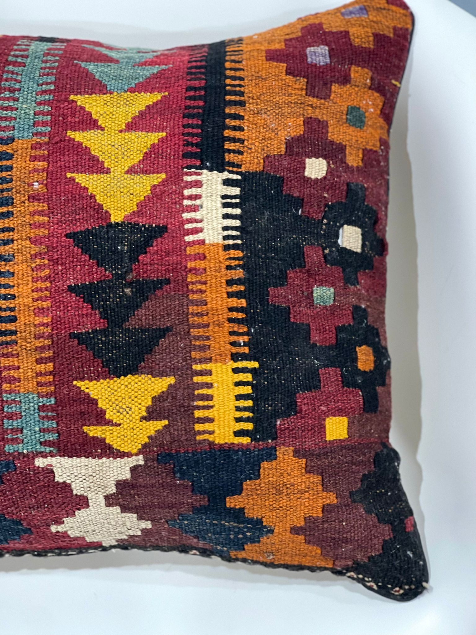 Traditional Cushion Cover 45cm X 45cm AF#668