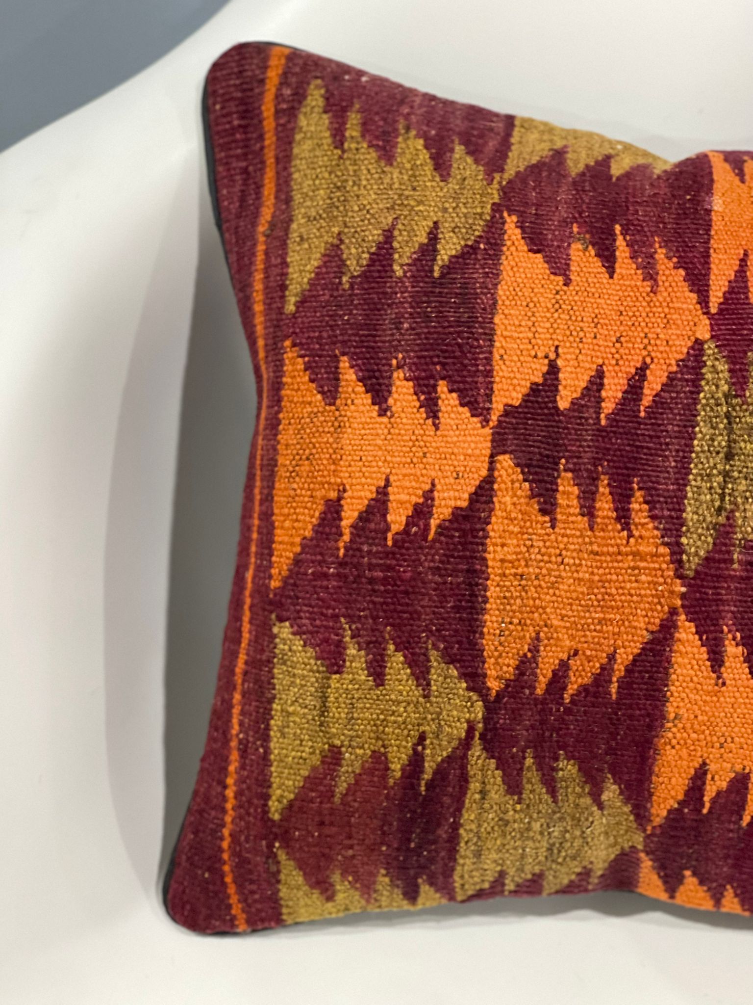 Traditional Cushion Cover 40cm X 40cm AF#669