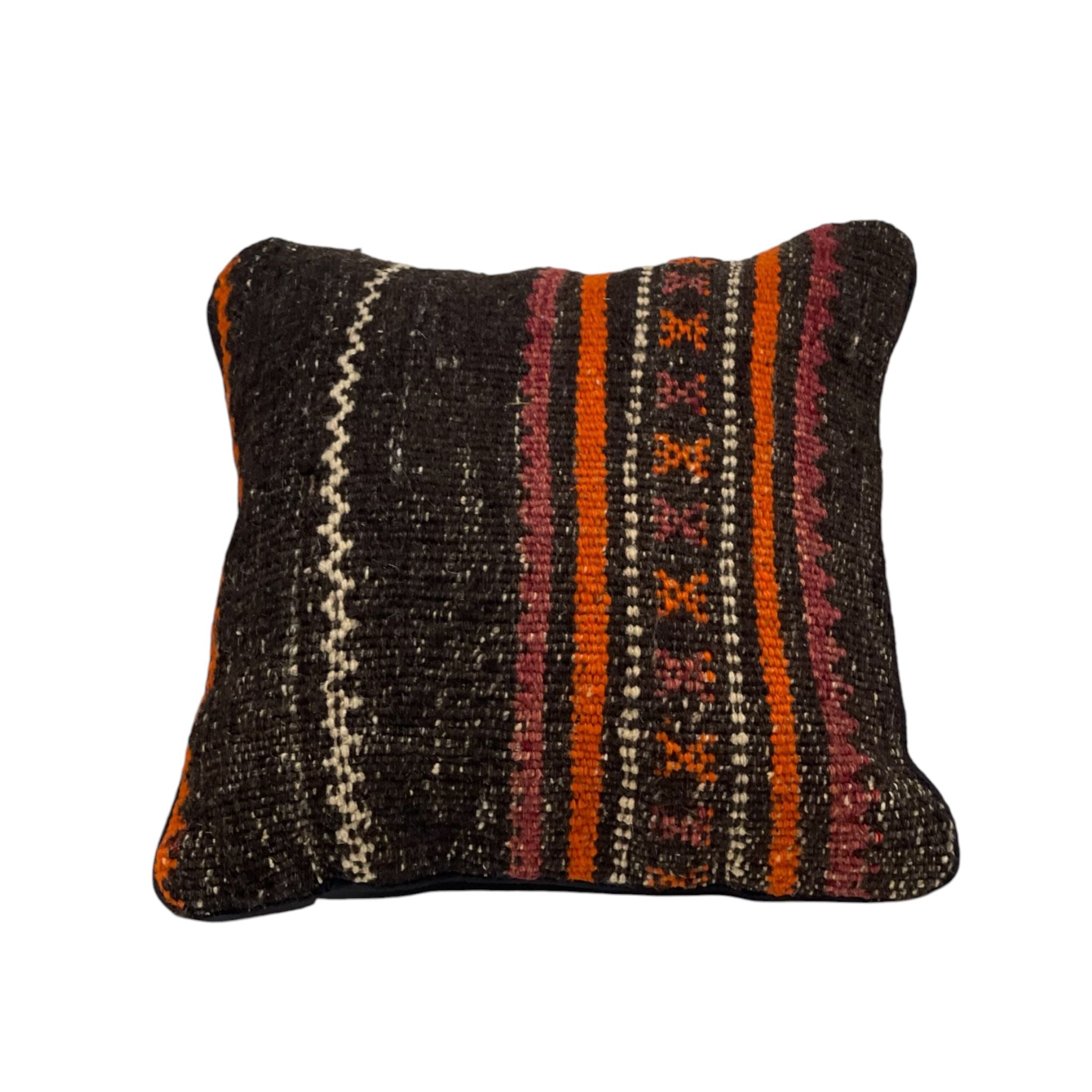Traditional Cushion Cover 40cm X 40cm AF#670