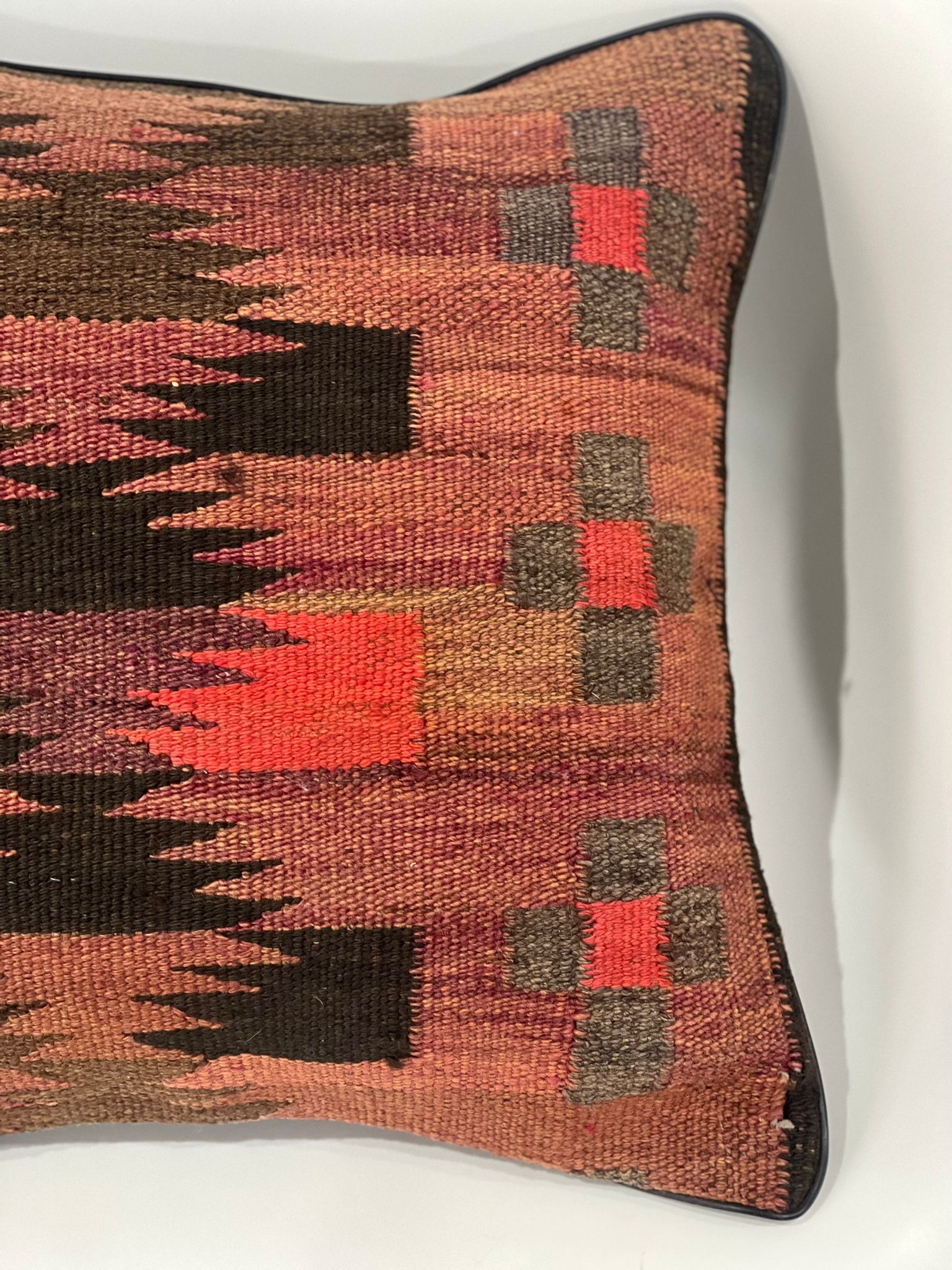 Traditional Cushion Cover 40cm X 40cm AF#673