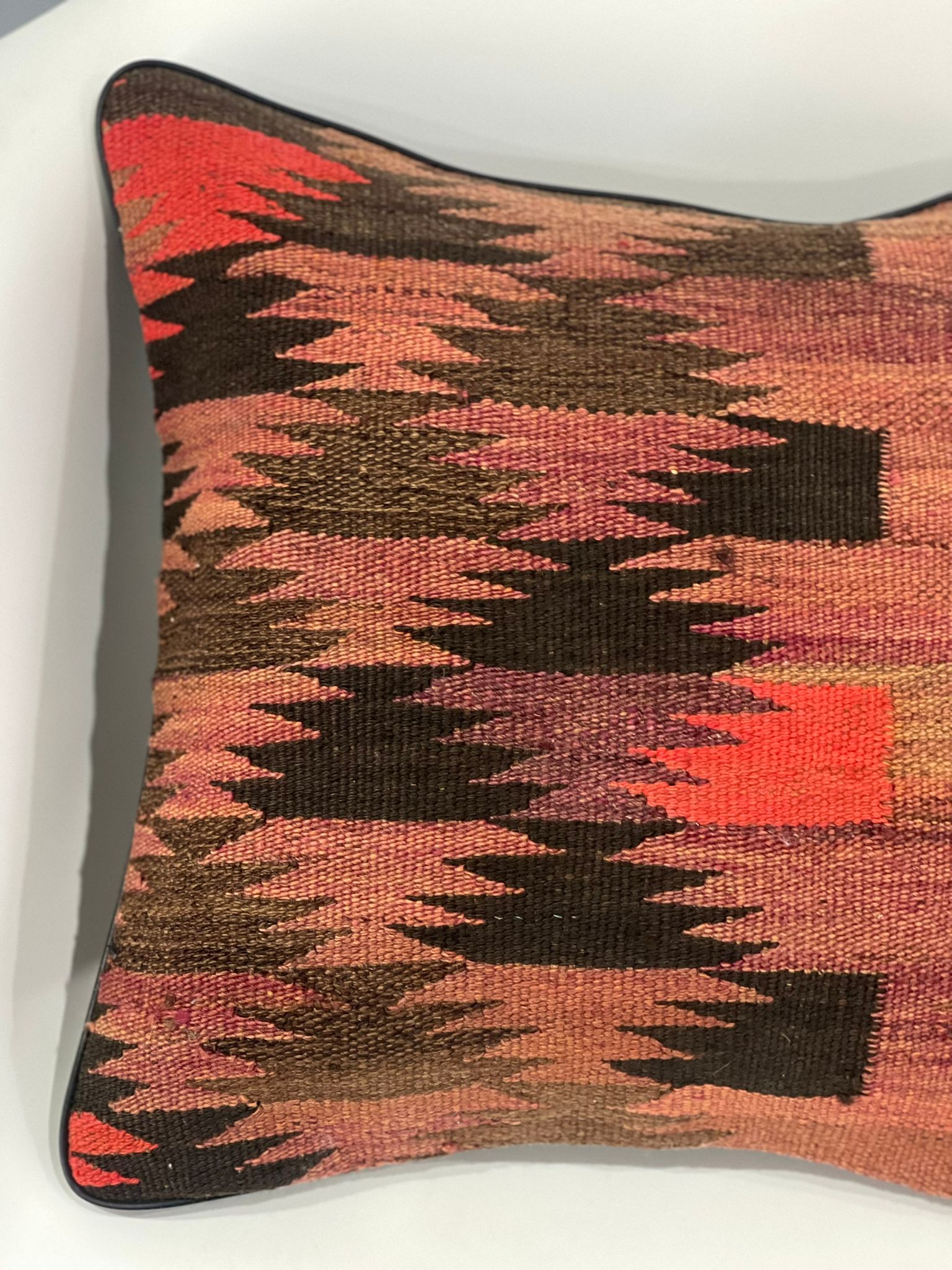 Traditional Cushion Cover 40cm X 40cm AF#673