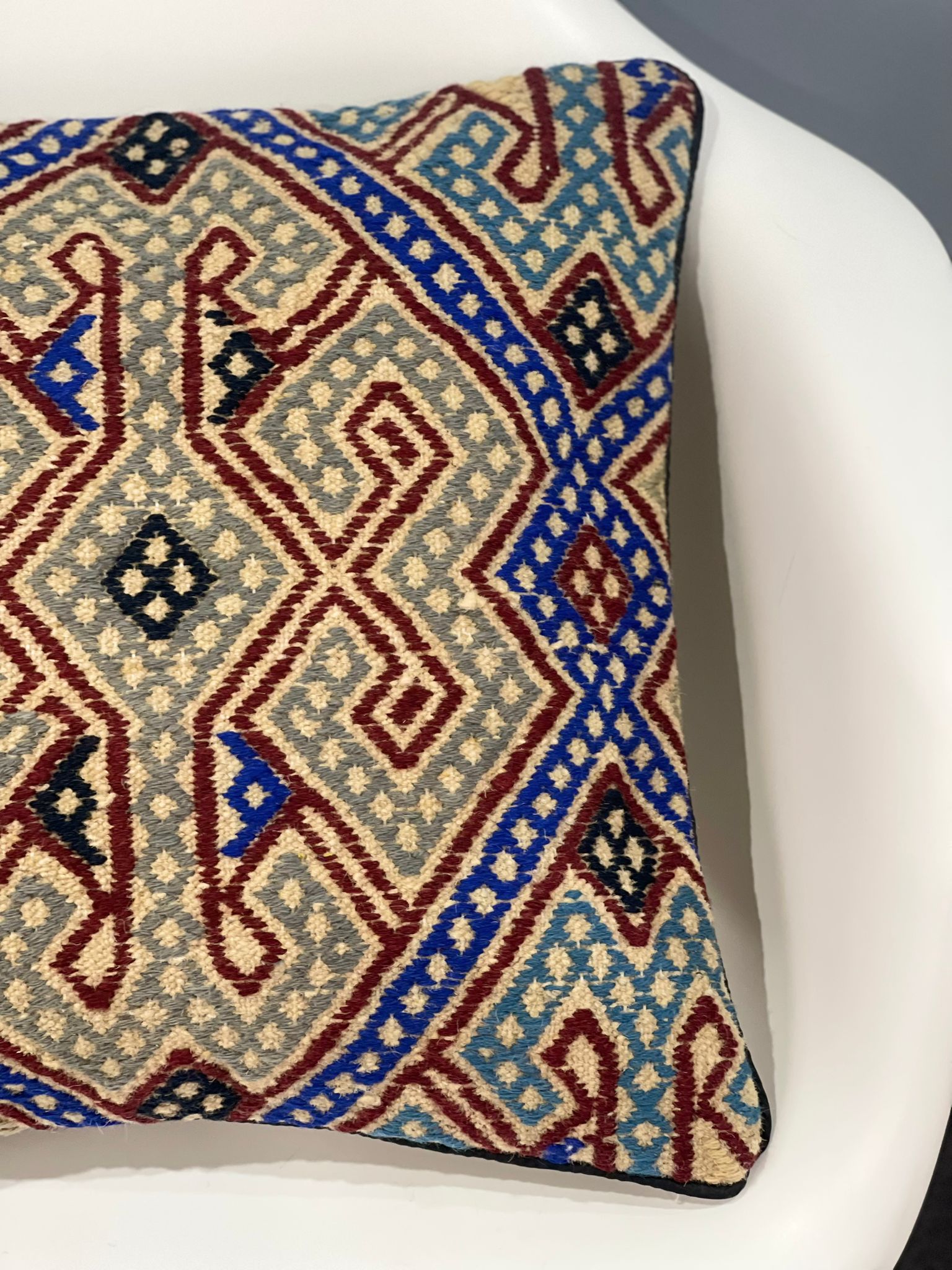 Kuchi Design Cushion Cover 45 CM X 45 CM AF#674