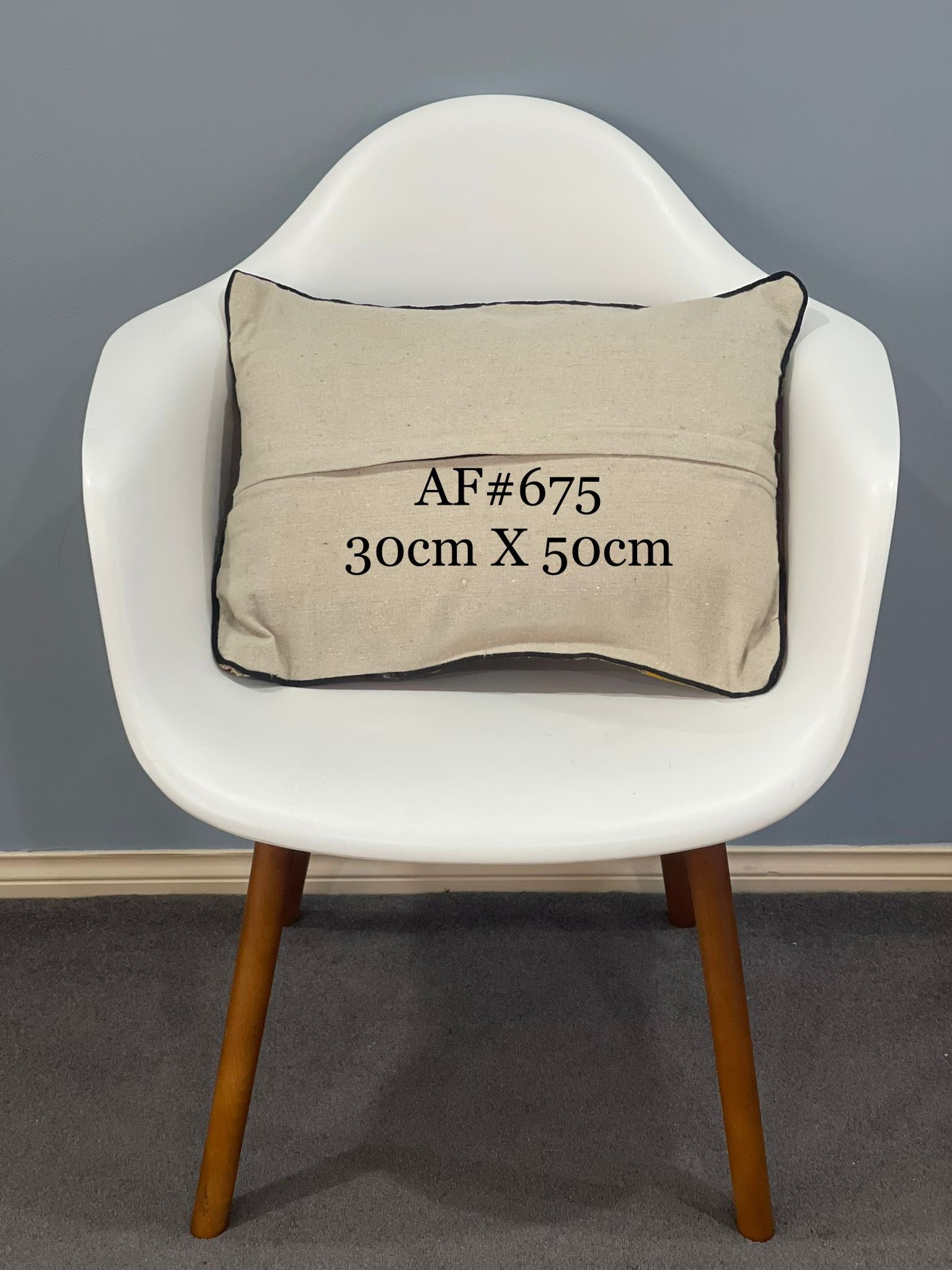 Traditional Cushion Cover 30cm X 50cm AF#675