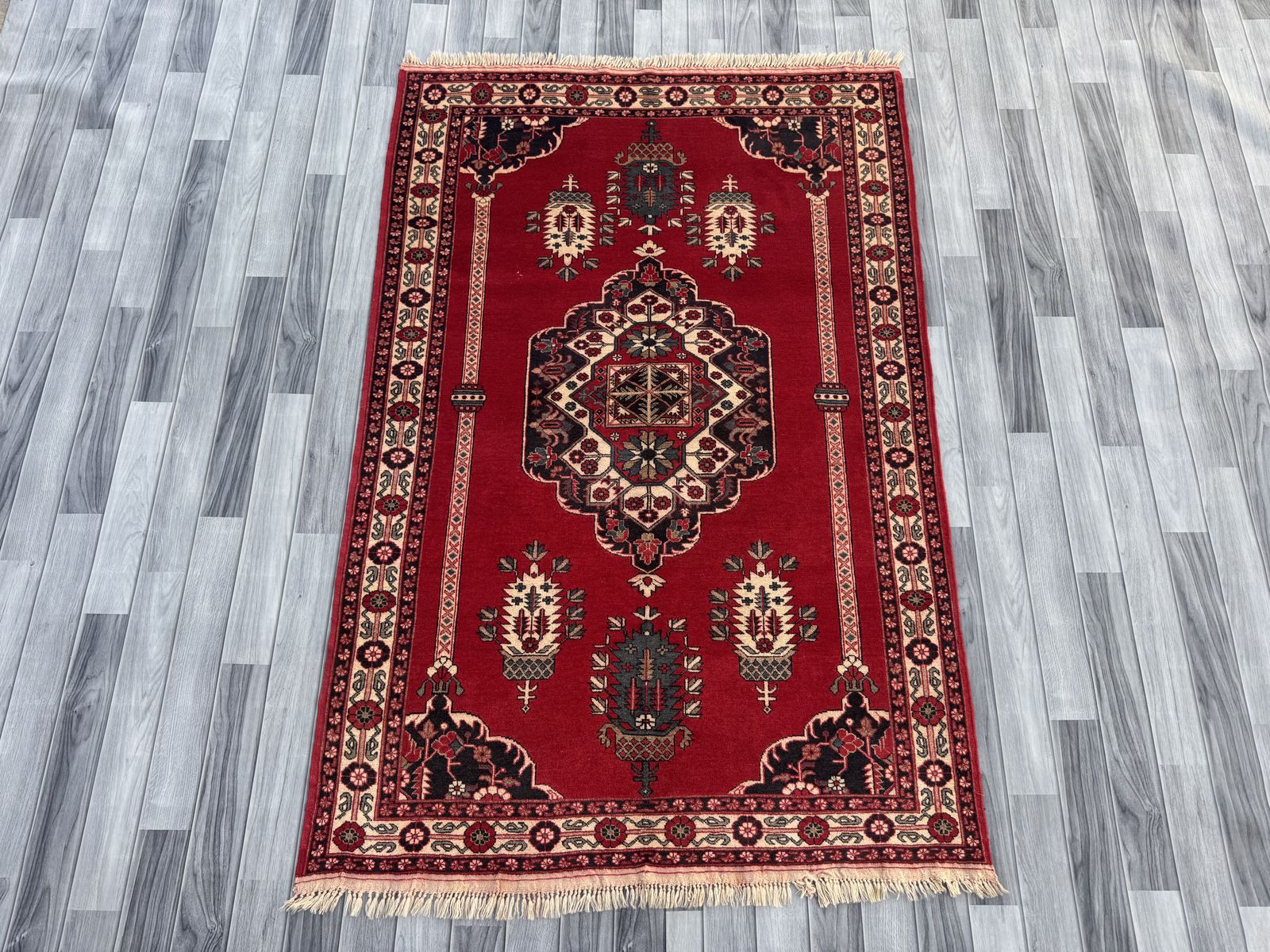 Handmade Afghan Traditional Rug  188 CM x 127 CM SK1395