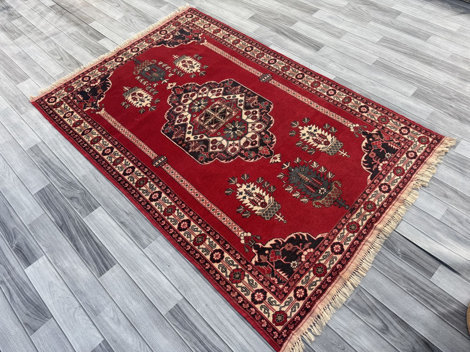 Handmade Afghan Traditional Rug  188 CM x 127 CM SK1395