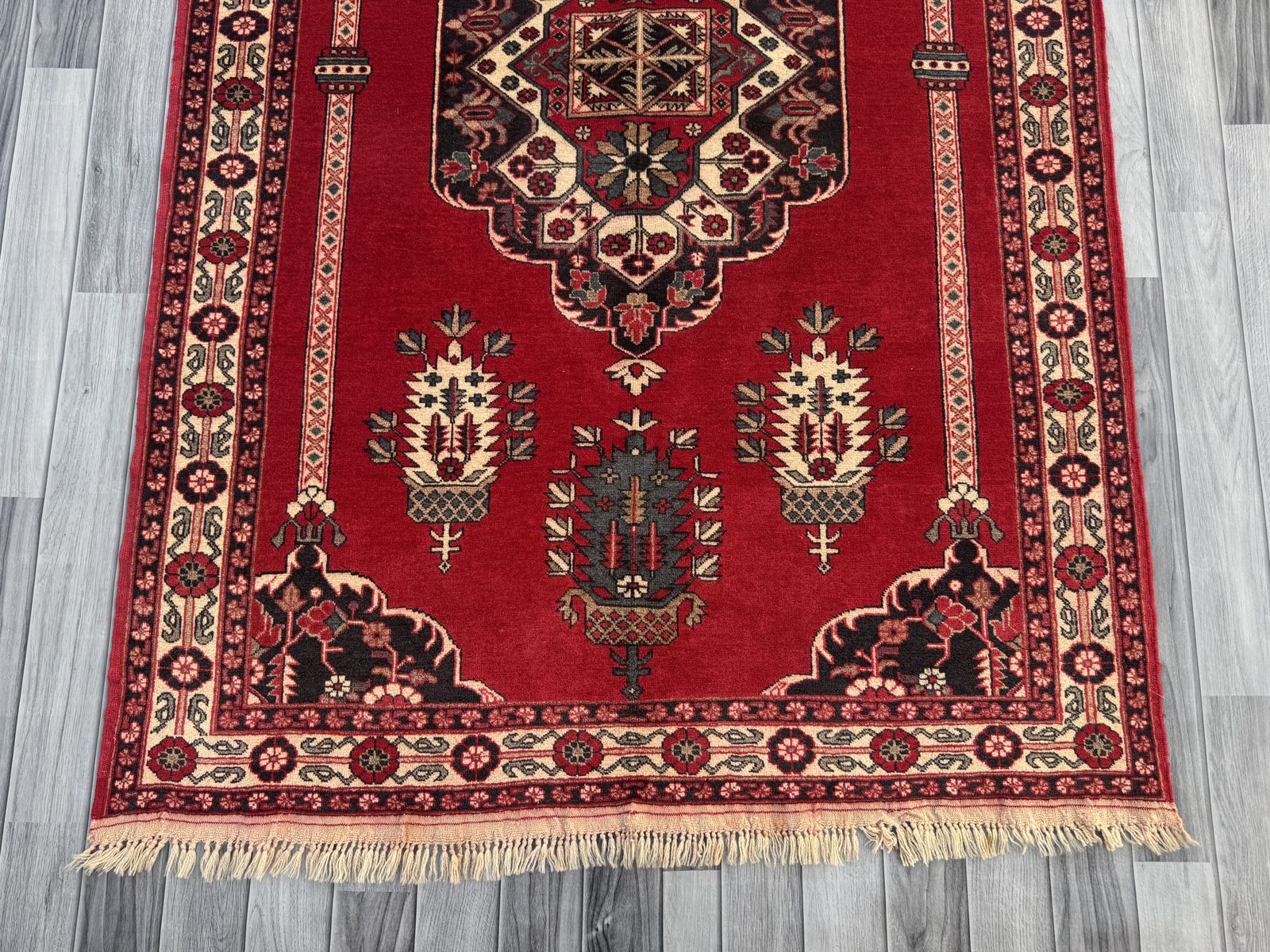 Handmade Afghan Traditional Rug  188 CM x 127 CM SK1395