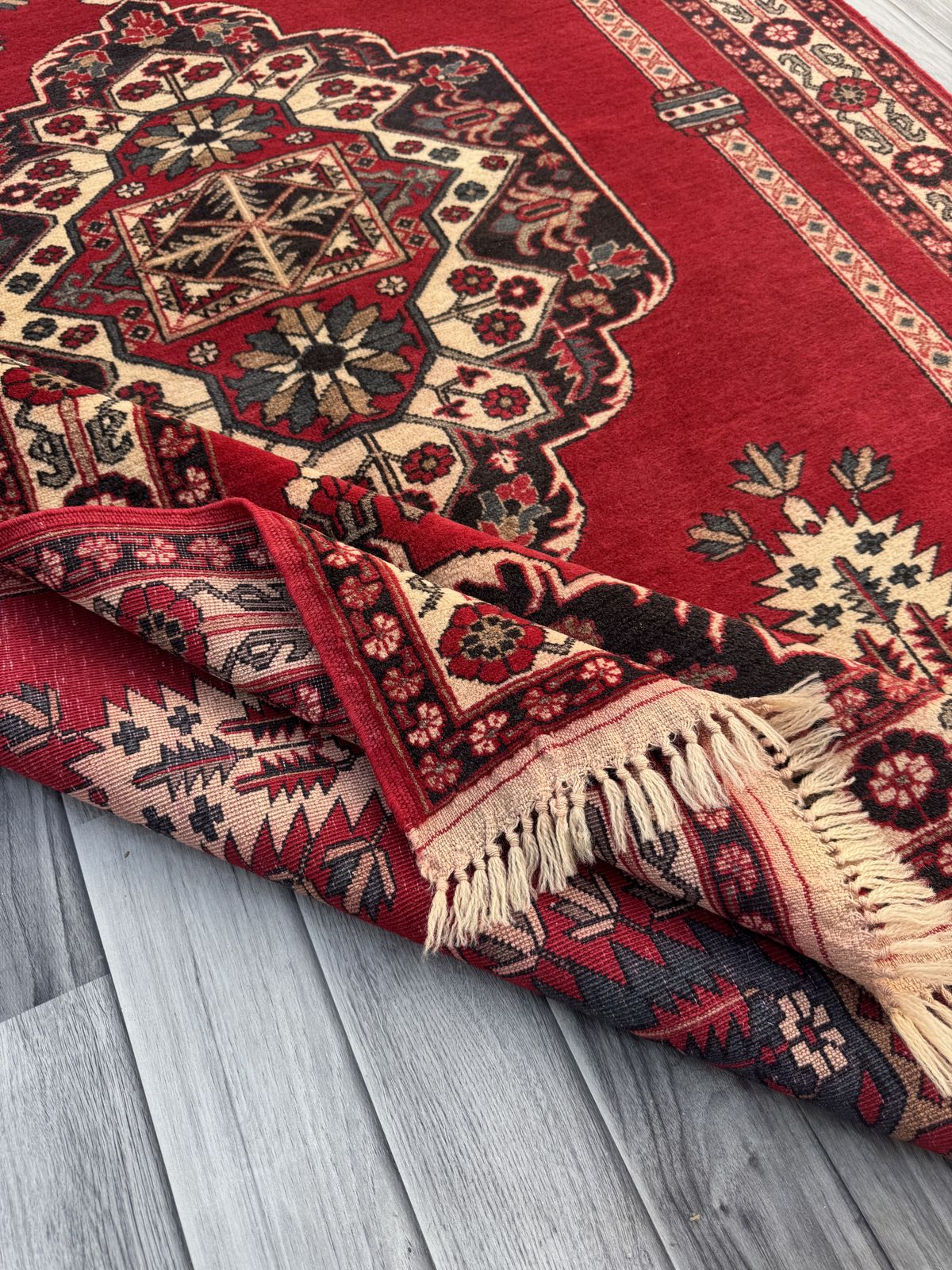 Handmade Afghan Traditional Rug  188 CM x 127 CM SK1395