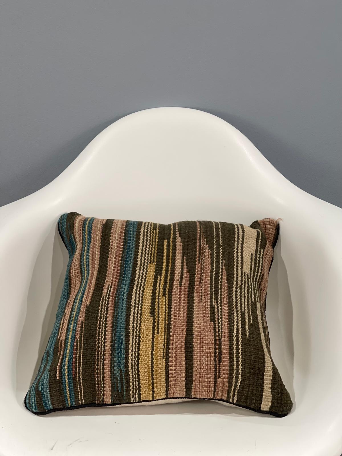 Modern Design Cushion Cover 40 cm X 40 cm AF#695