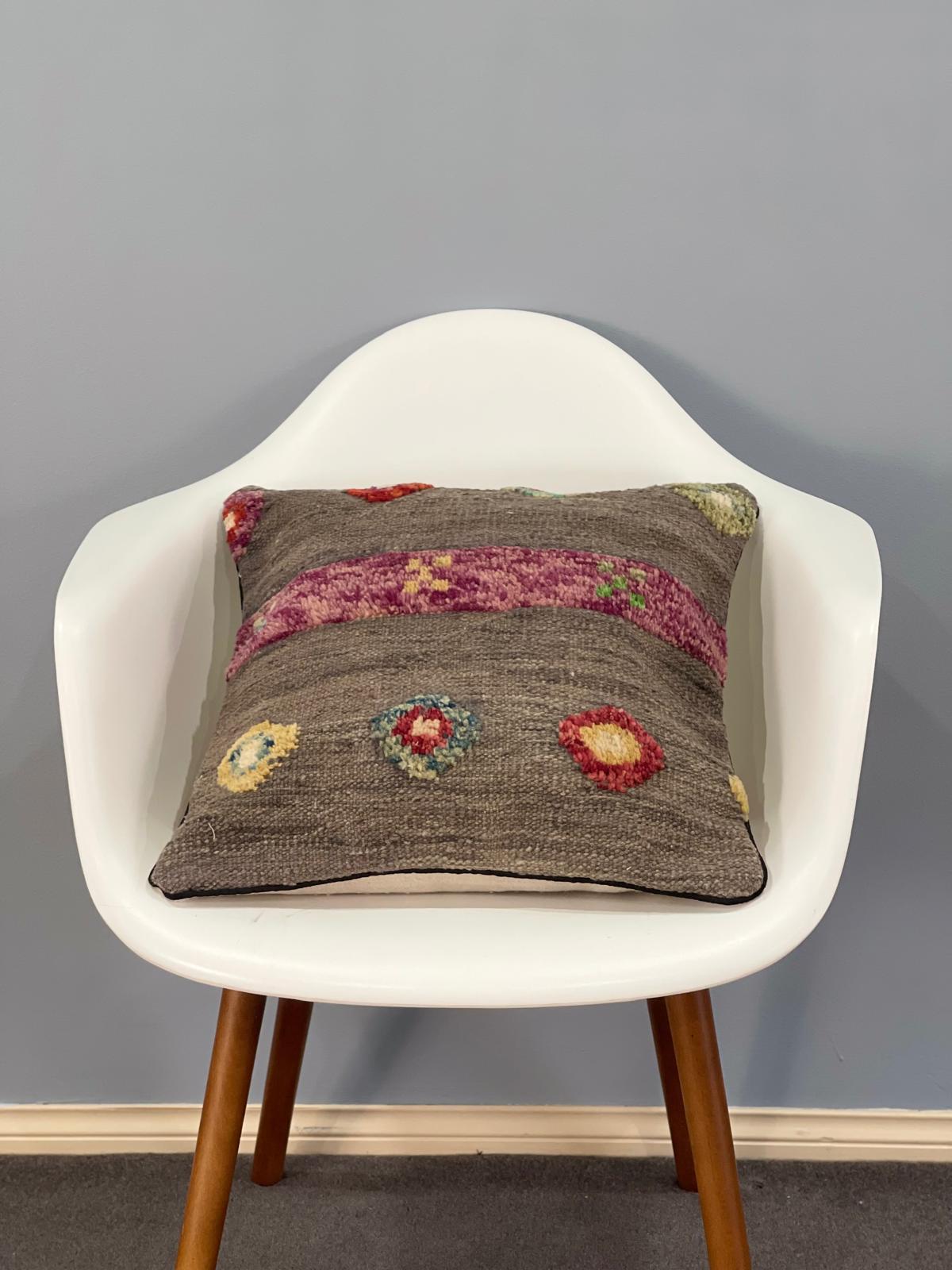 Modern Design Cushion Cover 45 cm X 45 cm AF#697