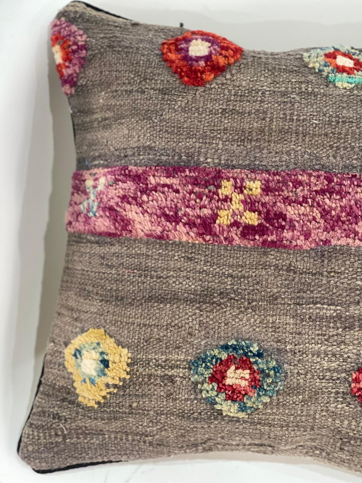 Modern Design Cushion Cover 45 cm X 45 cm AF#697