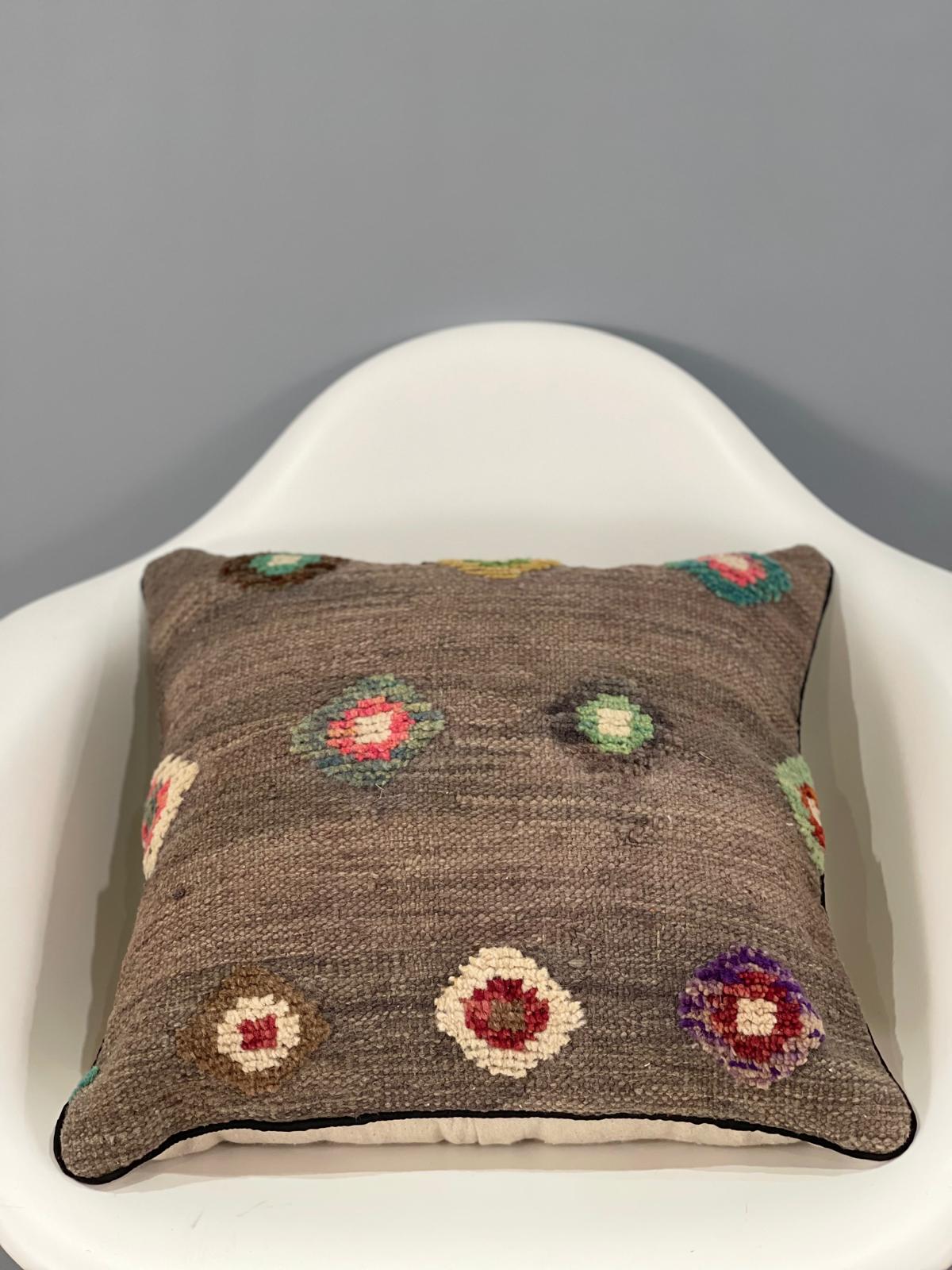 Modern Design Cushion cover 50cm X 50cm AF#705