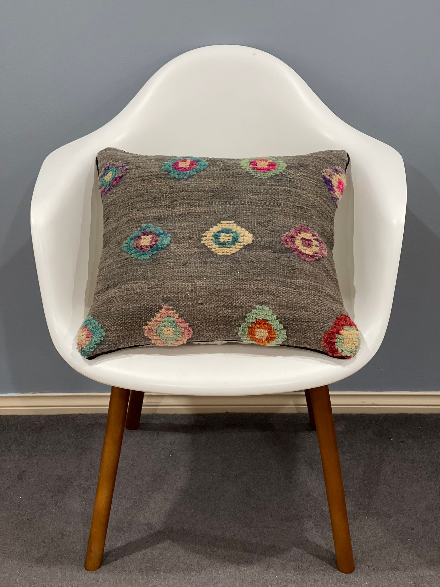 Modern Design Cushion Cover 45 CM x 45 CM AF#732