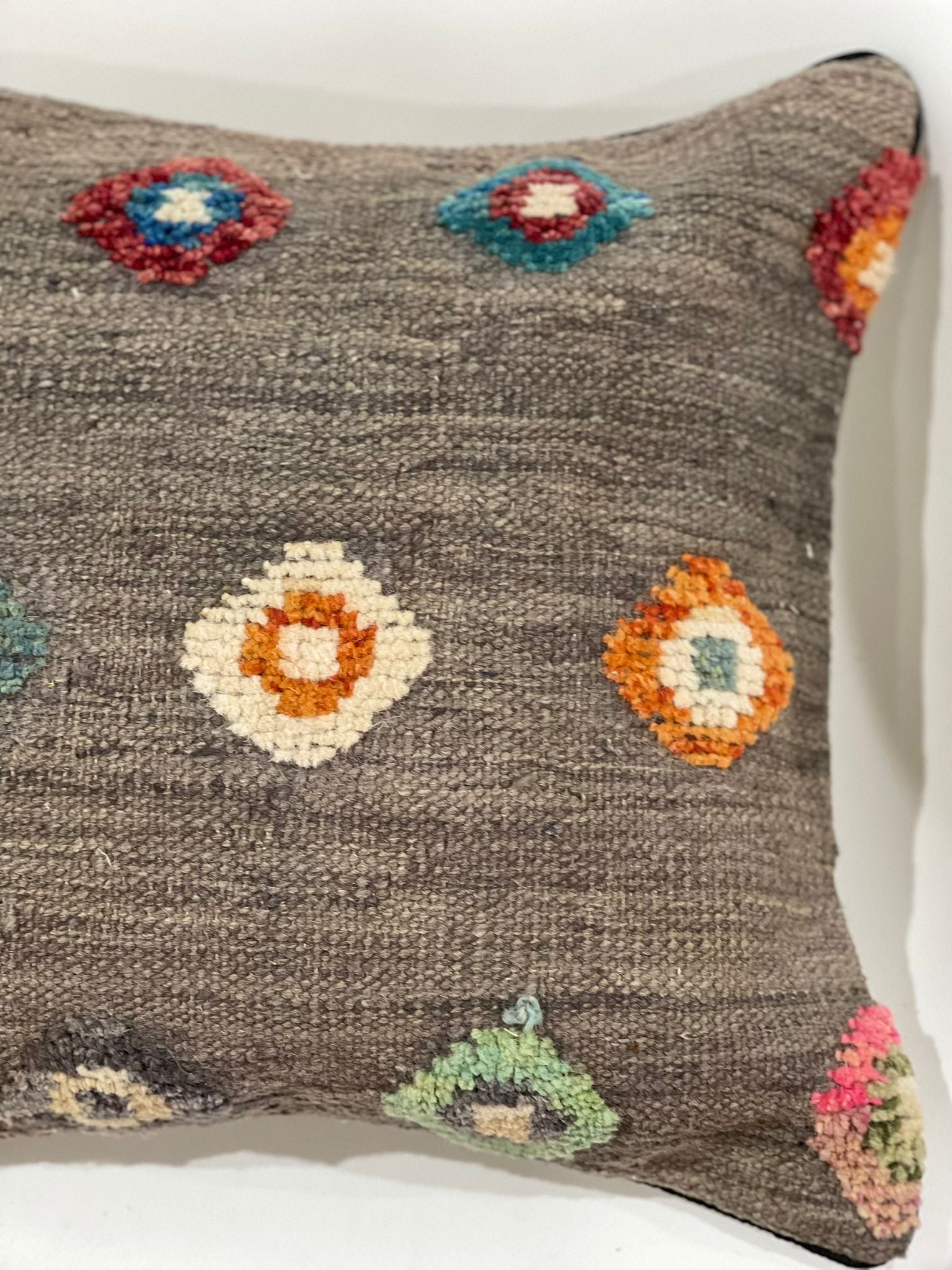 Modern Design Cushion Cover 45 CM x 45 CM AF#733