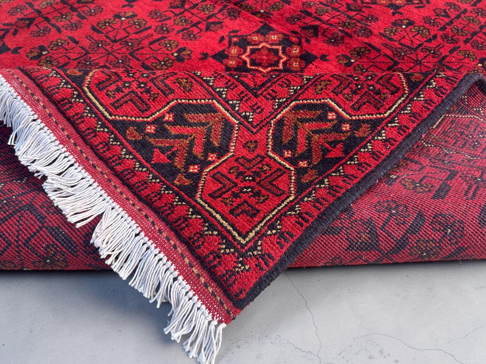 Handmade Afghan Traditional Wool Rug  Size 200 CM x 150 CM SK# 2005