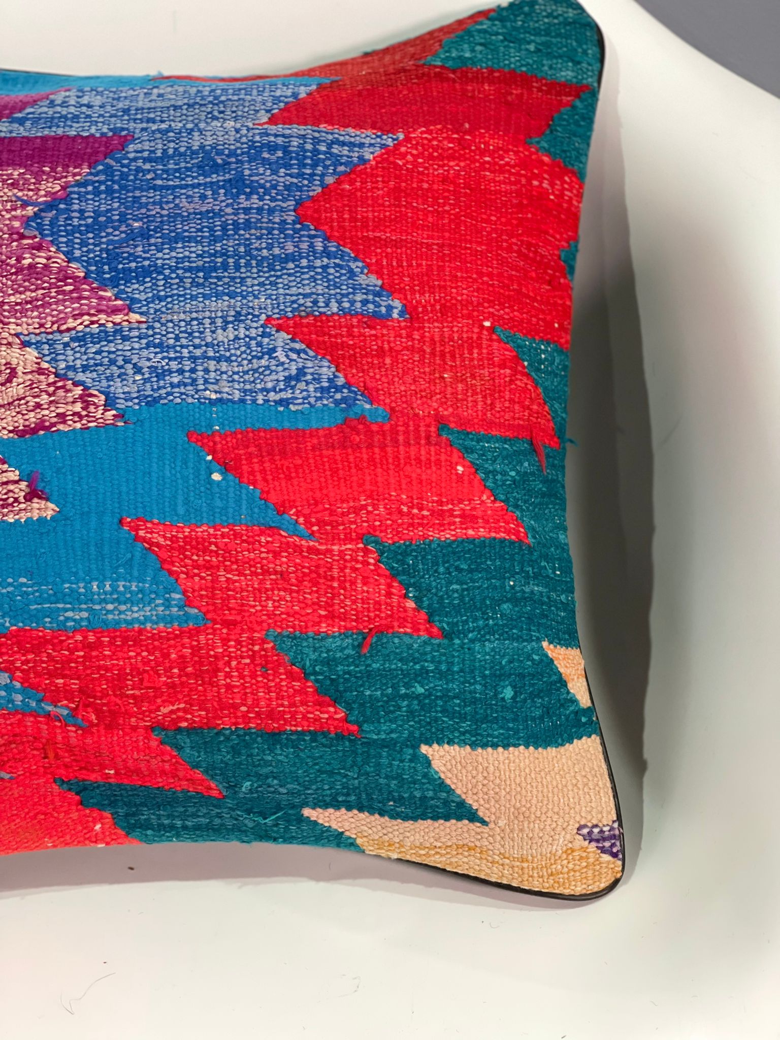 Traditional Cushion Cover 45cm X 45cm AF#457