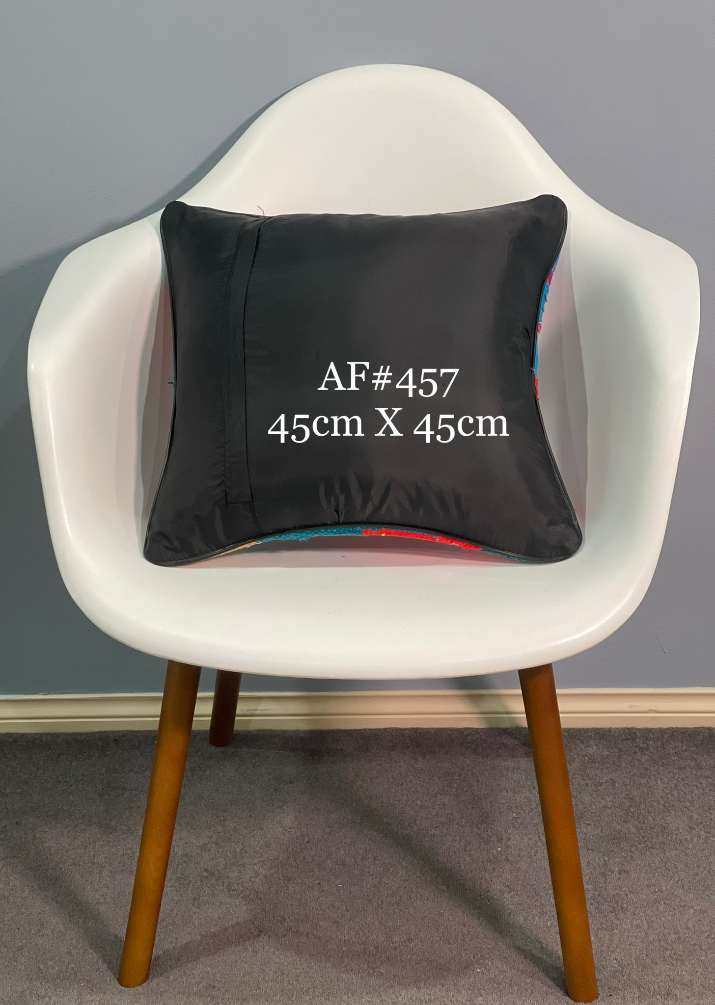 Traditional Cushion Cover 45cm X 45cm AF#457