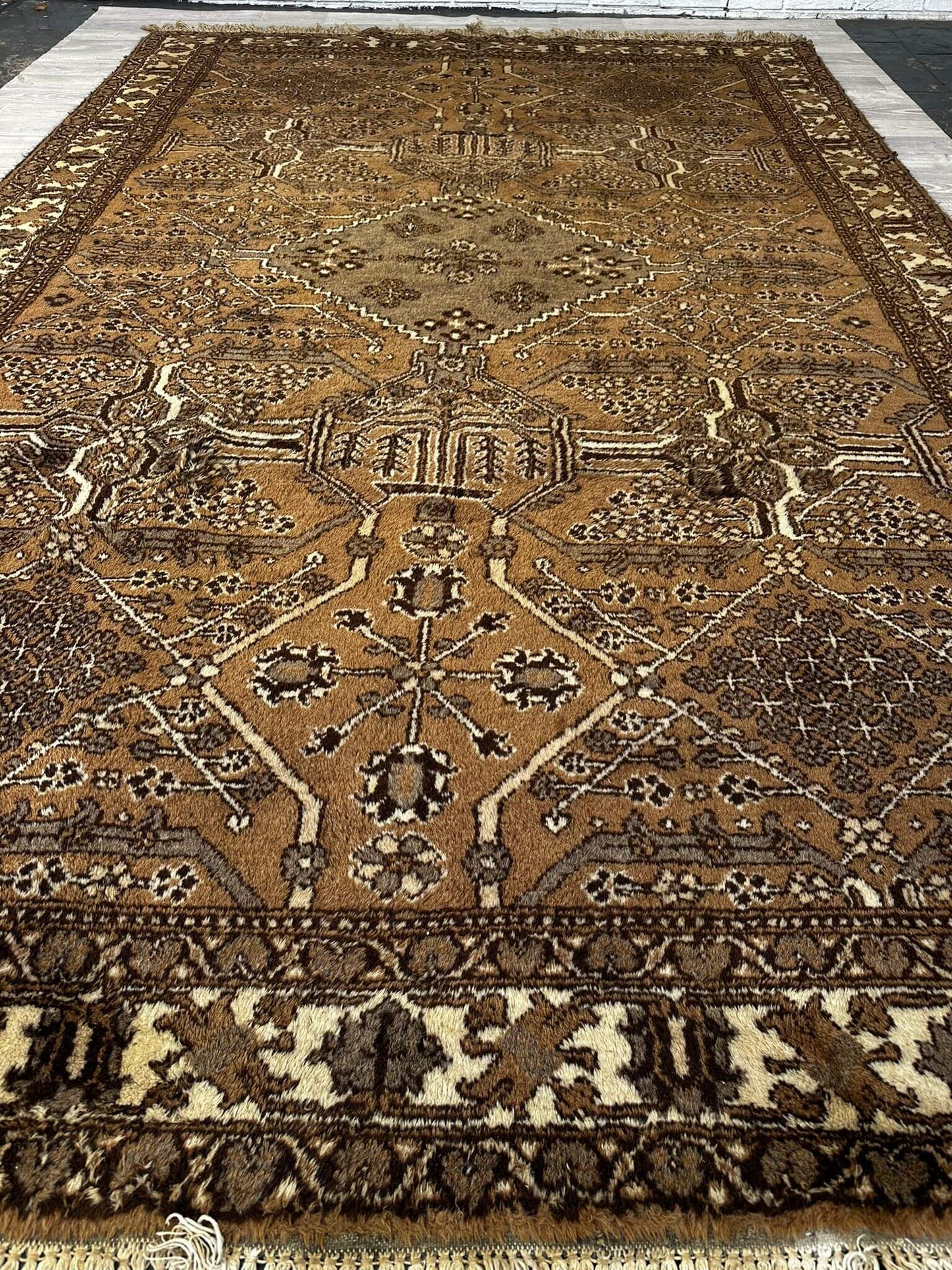 Handmade Vintage Tribal Bakhtiari Rug 300 CM x 200 cm